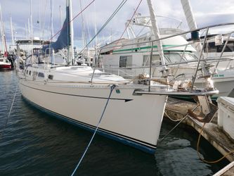 43' Saga 2000 Yacht For Sale